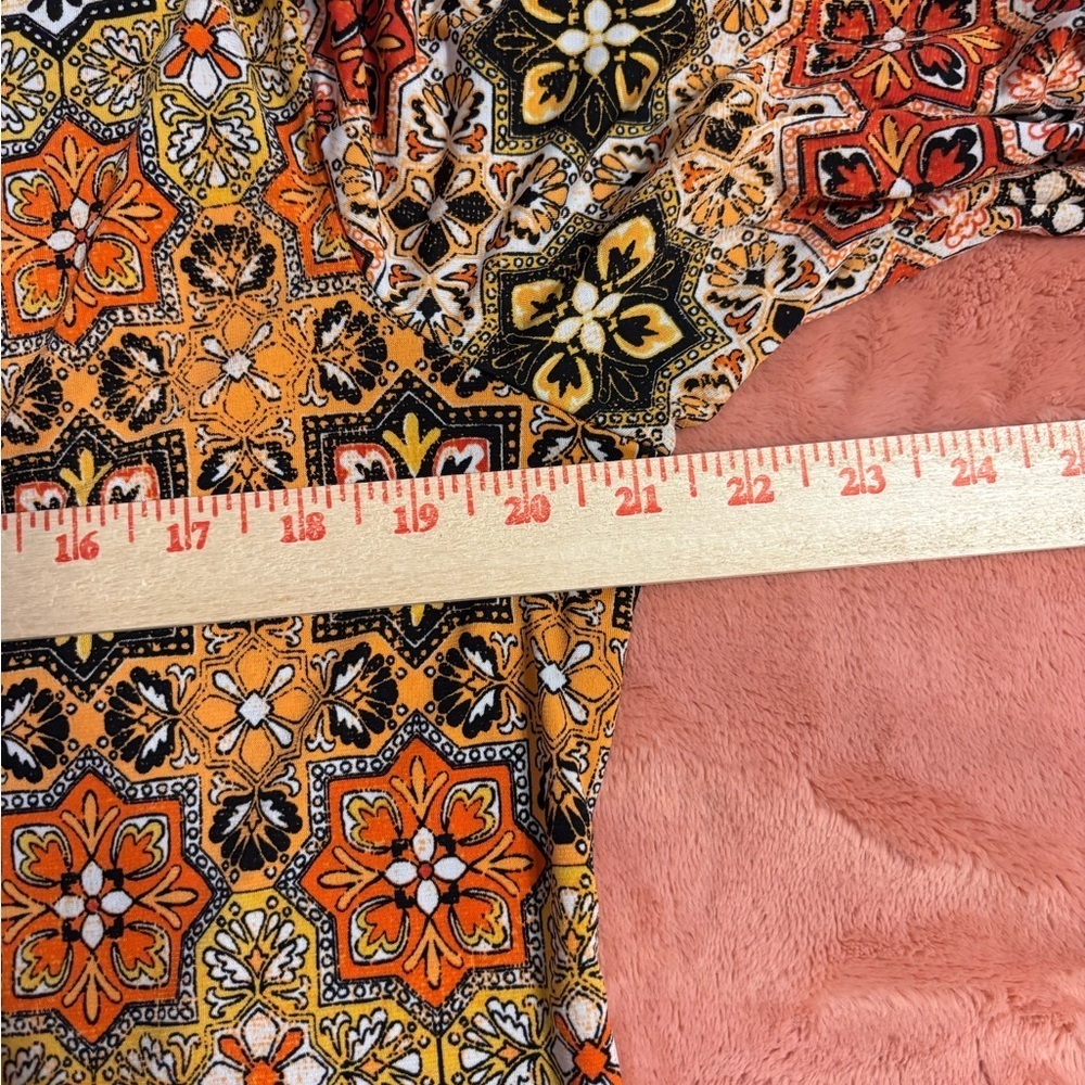 Roz & Ali Vibrant Geometric Blouse - Picture 4 of 8
